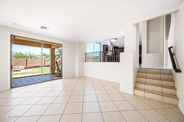 8698 W MORTEN Avenue, Glendale, AZ 85305