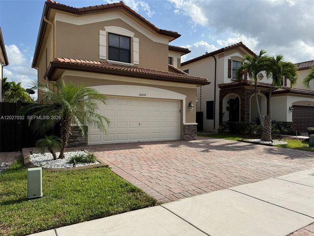 10060 NW 86th Ter, Doral, FL 33178