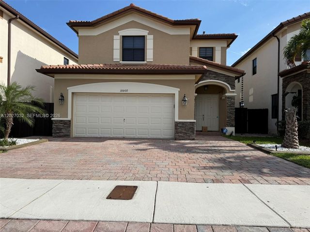 10060 NW 86th Ter, Doral, FL 33178