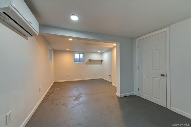 63 Boulevard Avenue, Greenlawn, NY 11740