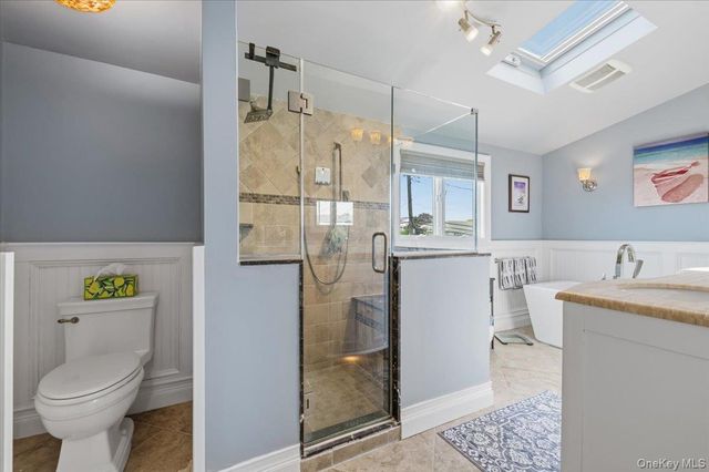 41 Jefferson Place, Massapequa, NY 11758