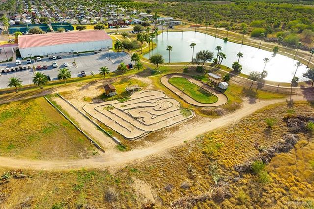 2049 Los Lagos East E, Mercedes, TX 78570