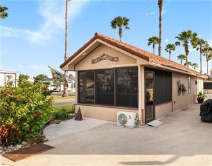 2049 Los Lagos East E, Mercedes, TX 78570