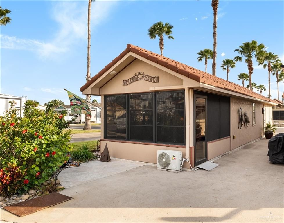 2049 Los Lagos East E, Mercedes, TX 78570