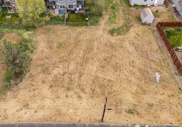 SW 2nd Street 22, Madras, OR 97741