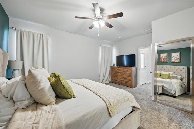 809 Shepperton Way, Fort Worth, TX 76247