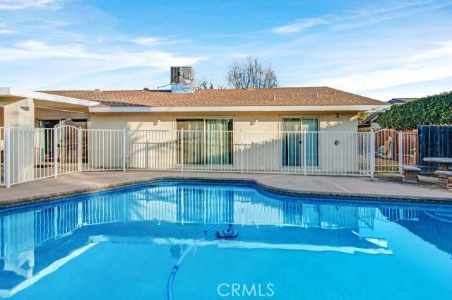 601 Vista Verde Way, Bakersfield, CA 93309