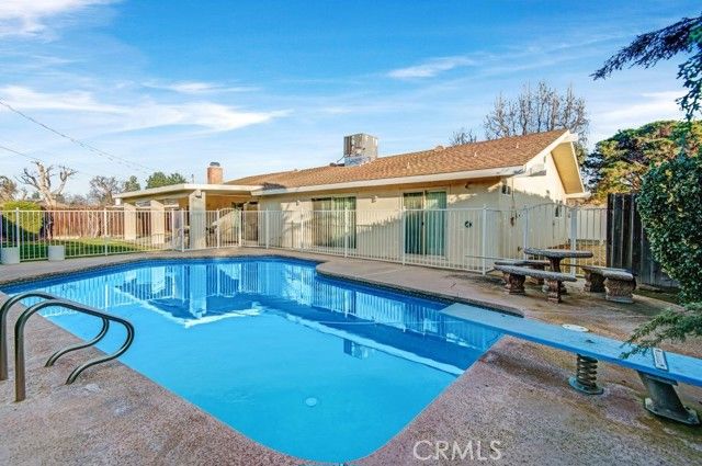 601 Vista Verde Way, Bakersfield, CA 93309