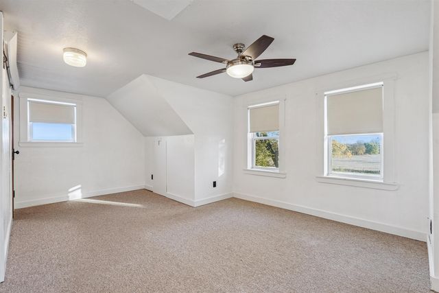 2831 52nd Street, Vinton, IA 52349