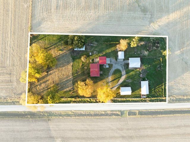 2831 52nd Street, Vinton, IA 52349