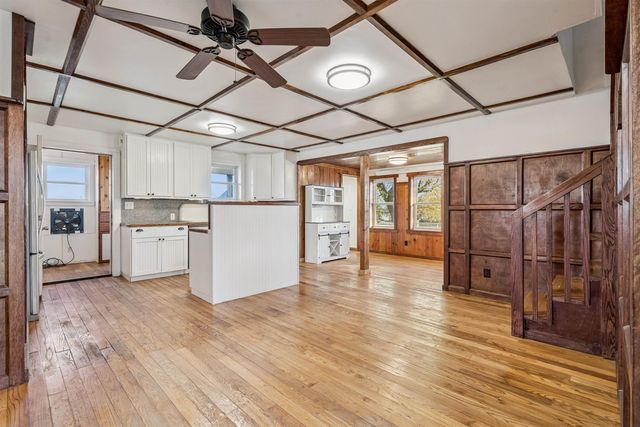 2831 52nd Street, Vinton, IA 52349