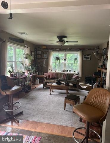201 ROBINSON RD, Salem, NJ 08079