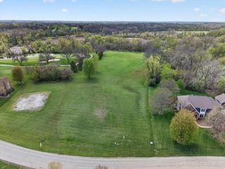 6855 Longmoor Drive, Lakewood, IL 60014