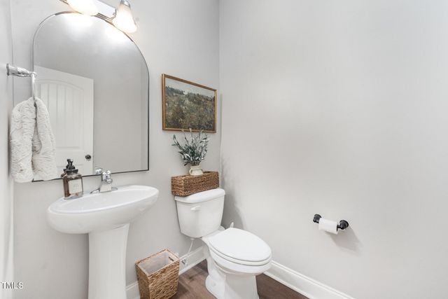 94 Avery Pond Drive, Fuquay Varina, NC 27526