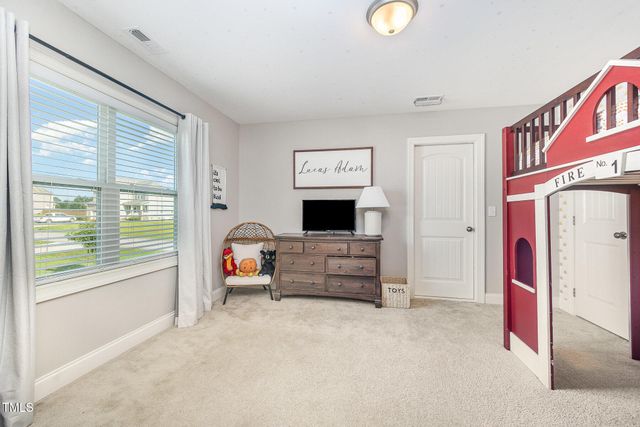 94 Avery Pond Drive, Fuquay Varina, NC 27526