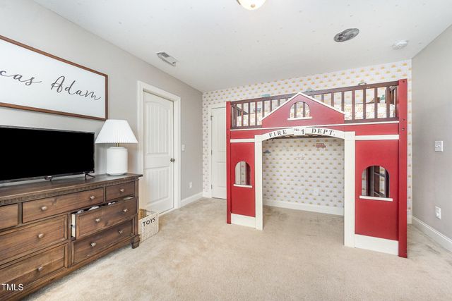 94 Avery Pond Drive, Fuquay Varina, NC 27526