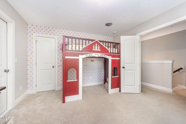 94 Avery Pond Drive, Fuquay Varina, NC 27526