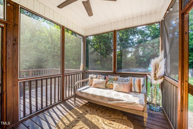 94 Avery Pond Drive, Fuquay Varina, NC 27526
