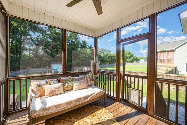 94 Avery Pond Drive, Fuquay Varina, NC 27526
