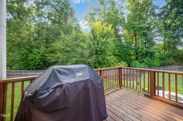 94 Avery Pond Drive, Fuquay Varina, NC 27526