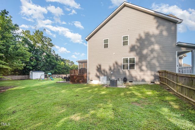 94 Avery Pond Drive, Fuquay Varina, NC 27526