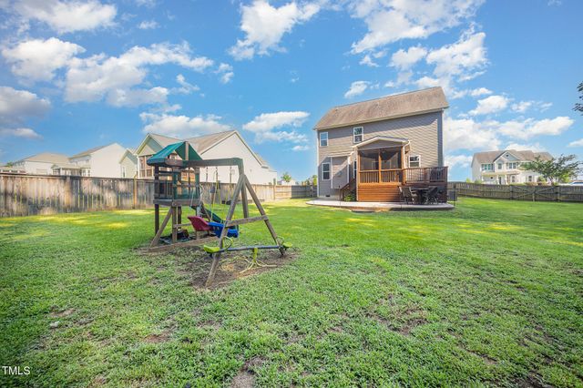 94 Avery Pond Drive, Fuquay Varina, NC 27526