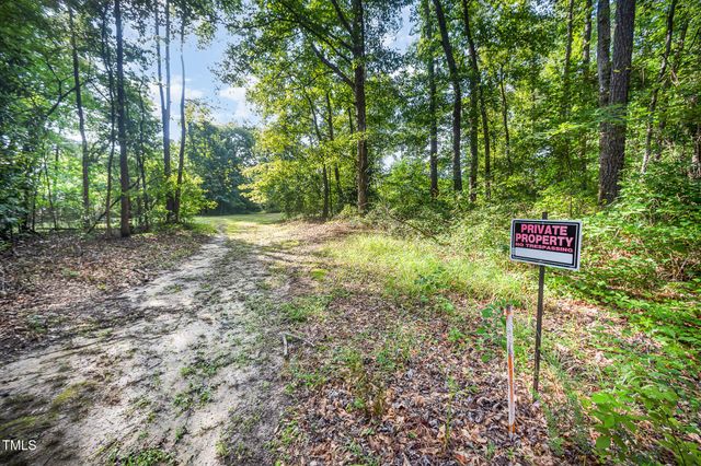 94 Avery Pond Drive, Fuquay Varina, NC 27526
