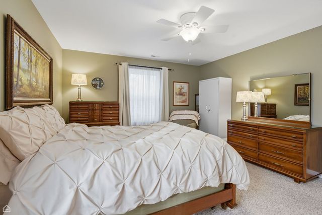 329 Everett Avenue 2B, Crystal Lake, IL 60014