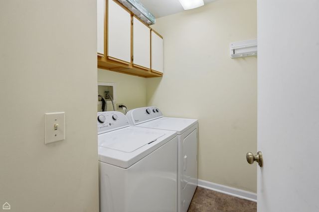 329 Everett Avenue 2B, Crystal Lake, IL 60014