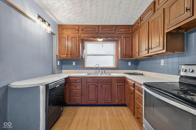 4150 W 600 S, Shelbyville, IN 46176