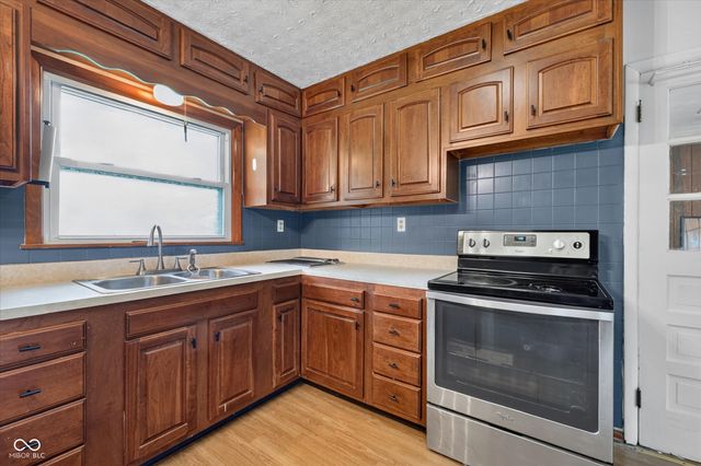 4150 W 600 S, Shelbyville, IN 46176