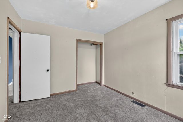 4150 W 600 S, Shelbyville, IN 46176