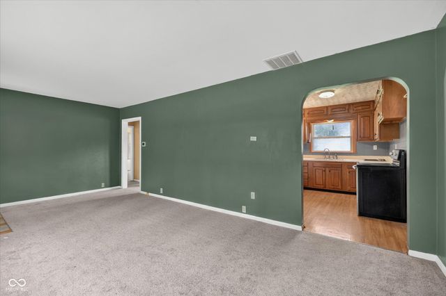 4150 W 600 S, Shelbyville, IN 46176