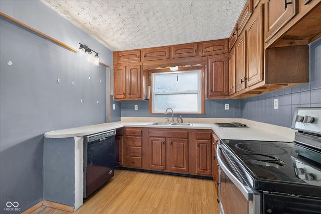 4150 W 600 S, Shelbyville, IN 46176