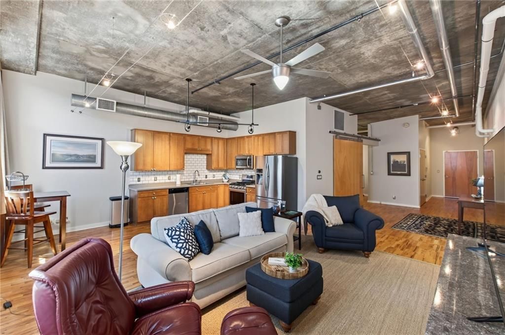 660 Glen Iris Drive NE 407, Atlanta, GA 30308