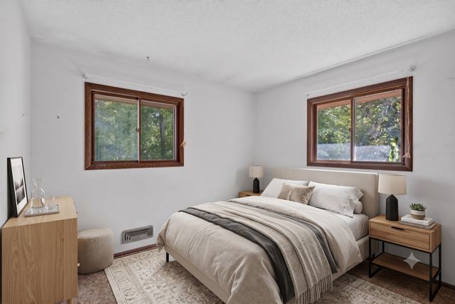 3280 Donald Avenue, Eagan, MN 55121
