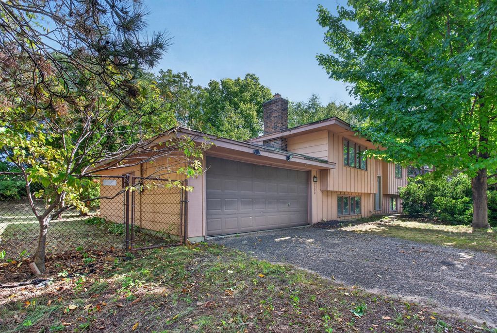 3280 Donald Avenue, Eagan, MN 55121 — exterior