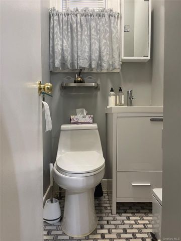 10506 221st Street, Queens Village, NY 11429