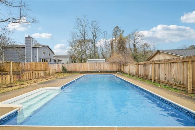 337 Independence Drive, Jonesboro, GA 30238