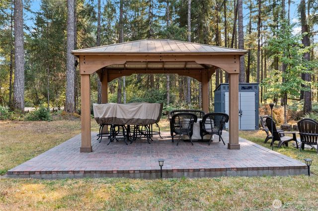 81 N Varden Way, Hoodsport, WA 98548