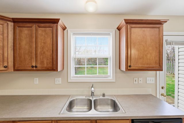 3729 Winthrop Drive, Lexington, KY 40514