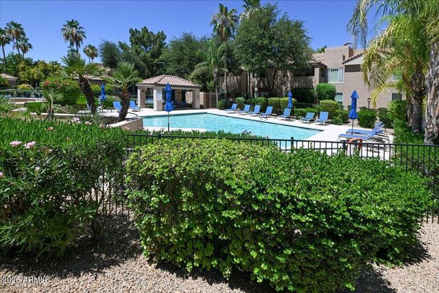 10101 N ARABIAN Trail 2033, Scottsdale, AZ 85258