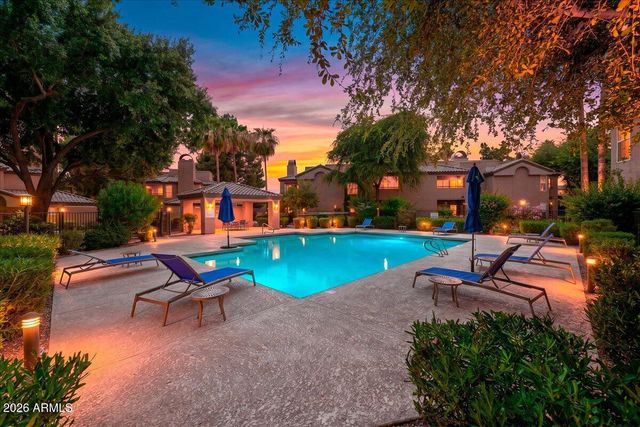 10101 N ARABIAN Trail 2033, Scottsdale, AZ 85258
