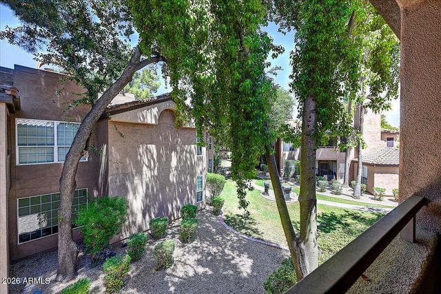 10101 N ARABIAN Trail 2033, Scottsdale, AZ 85258