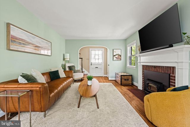 5706 9TH RD N, Arlington, VA 22205