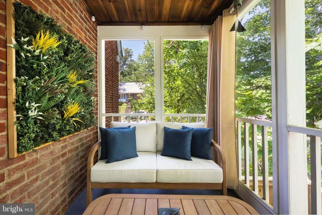 5706 9TH RD N, Arlington, VA 22205