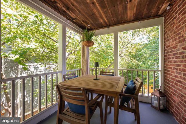 5706 9TH RD N, Arlington, VA 22205