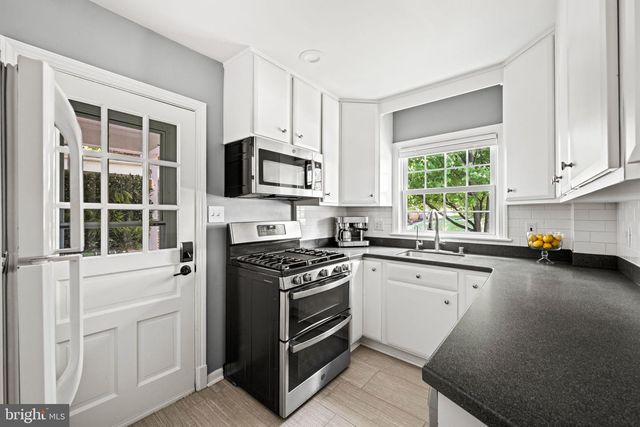 5706 9TH RD N, Arlington, VA 22205