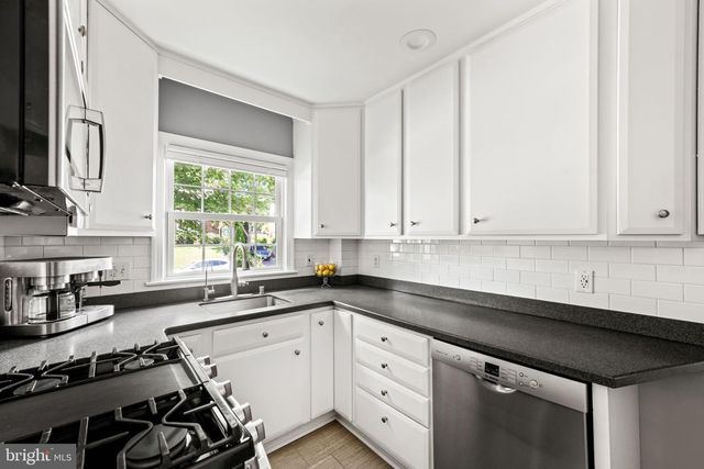 5706 9TH RD N, Arlington, VA 22205