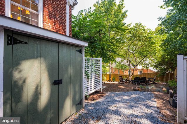 5706 9TH RD N, Arlington, VA 22205
